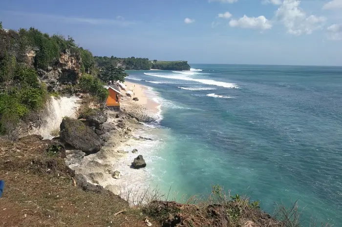 Aktivitas Seru di Pantai Balangan